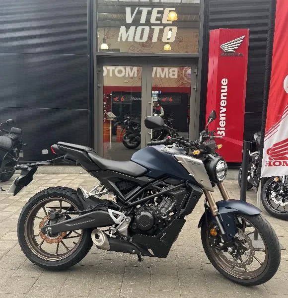 CB 125  R 2022