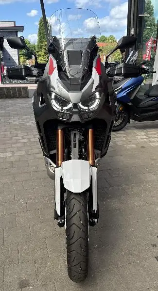 CRF 1100 L AFRICA TWIN ADVENTURE SPORTS
