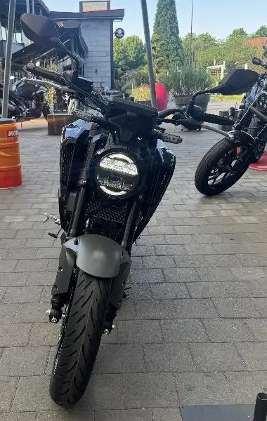 CB 125