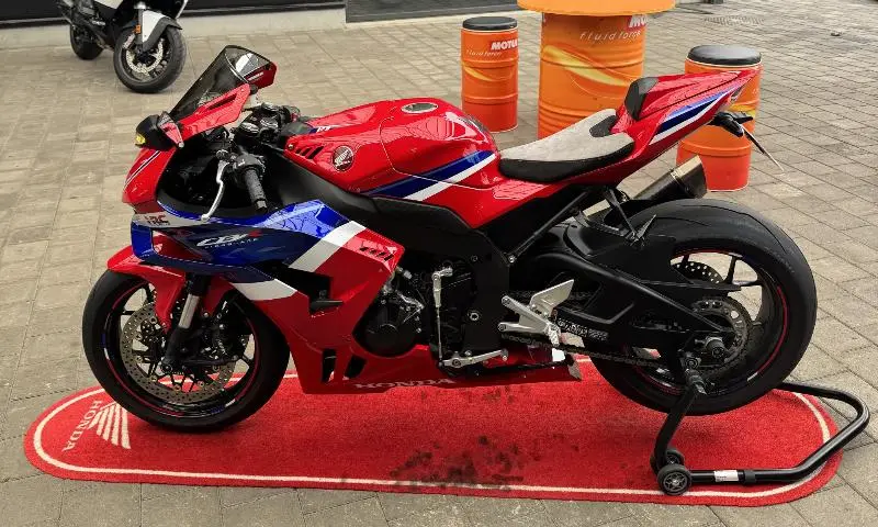 CBR 1000 RR FIREBLADE  HRC