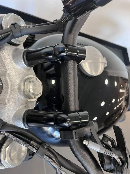 SPEED TWIN 1200
