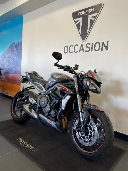 STREET TRIPLE 765 RS