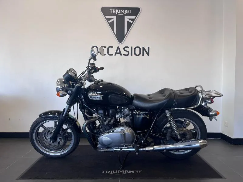 BONNEVILLE 865 SE