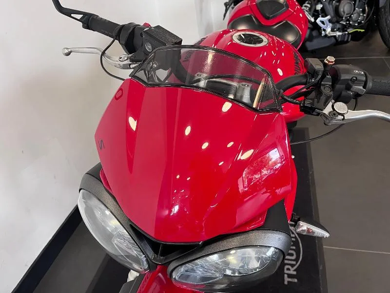 STREET TRIPLE 660 S