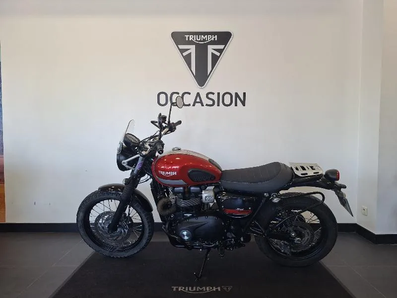 STREET SCRAMBLER 900