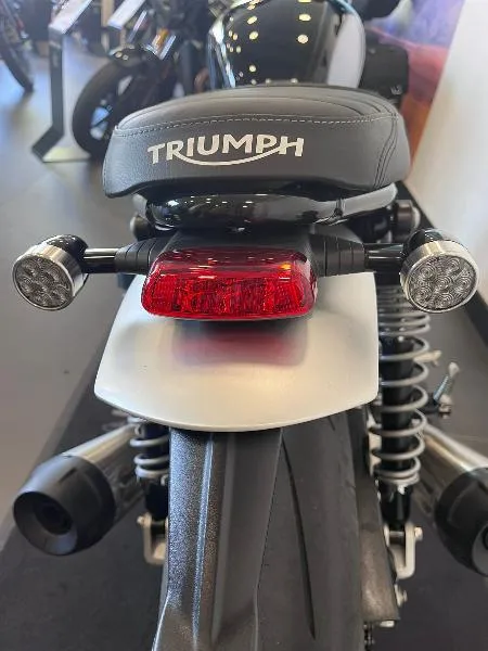 SPEED TWIN 1200