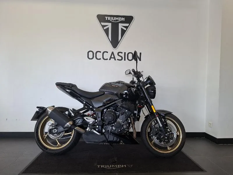 TRIDENT 800