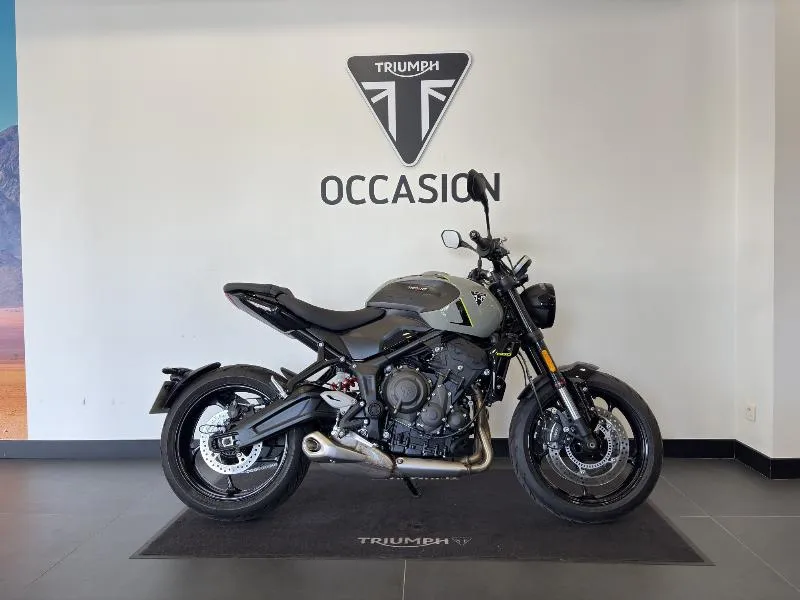 TRIDENT 660