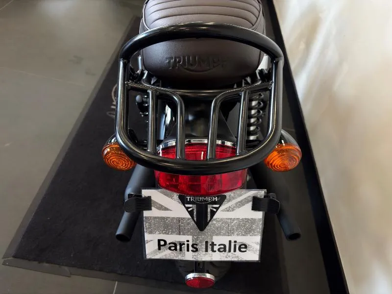 Bonneville T120 Black