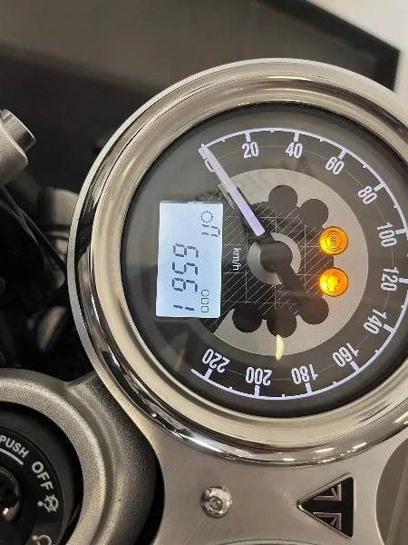SPEED TWIN 1200