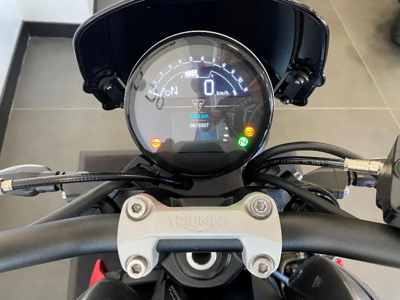 TRIDENT 660