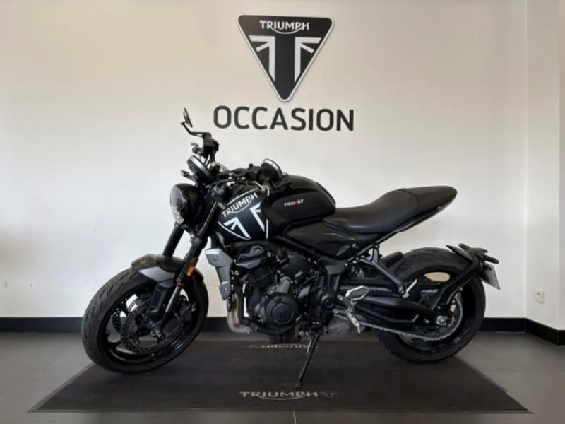 TRIDENT 660