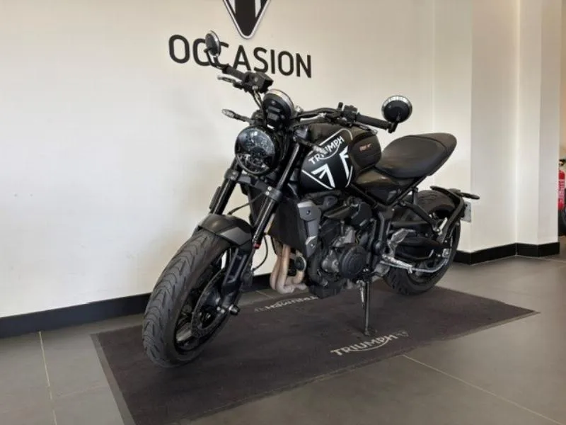 TRIDENT 660