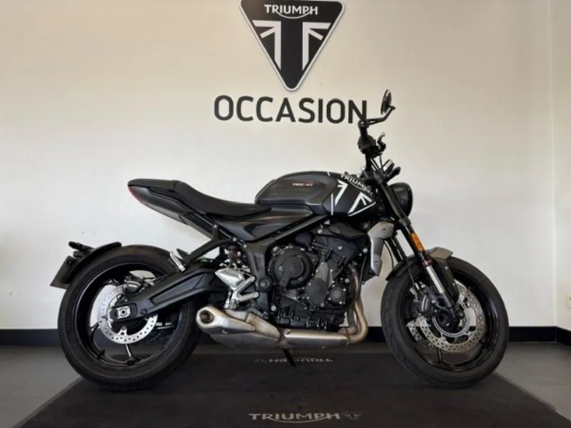 TRIDENT 660