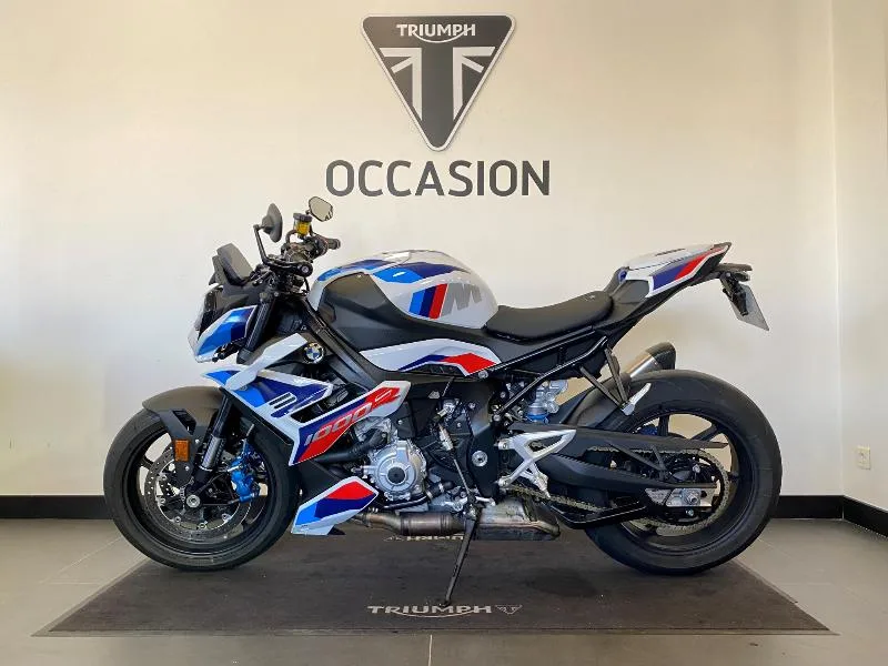 M 1000 R
