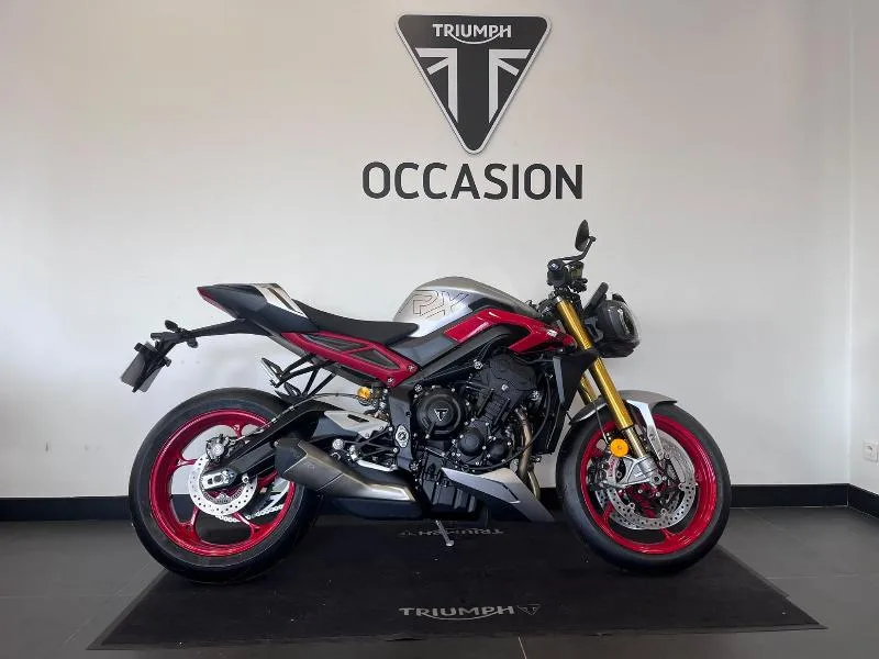 STREET TRIPLE 765 RX