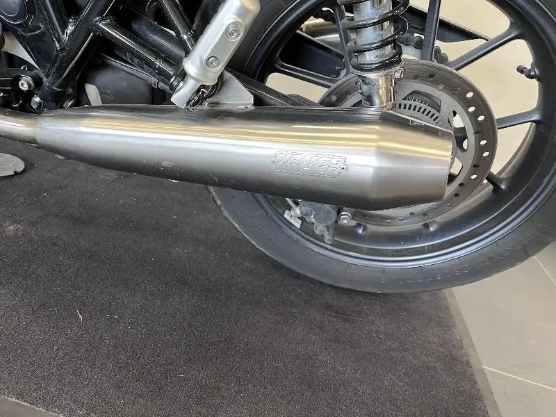 STREET TWIN  900