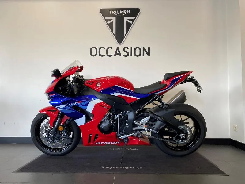 CBR 1000 RR FIREBLADE