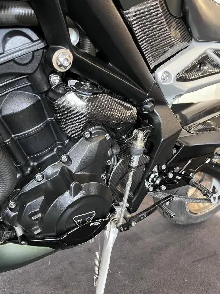 STREET TRIPLE 765 RS