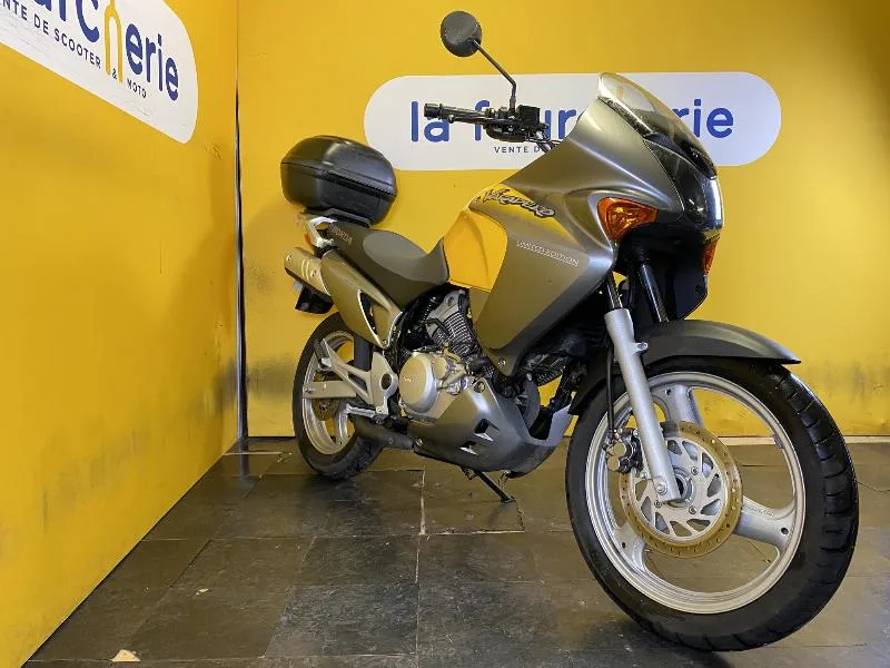 VARADERO 125