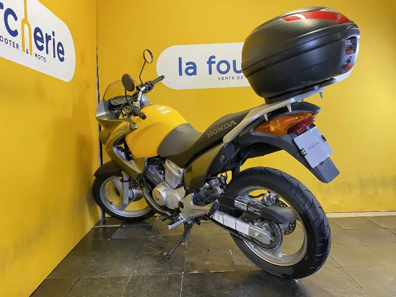 VARADERO 125