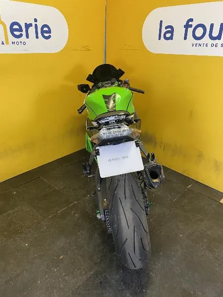 ZX10R