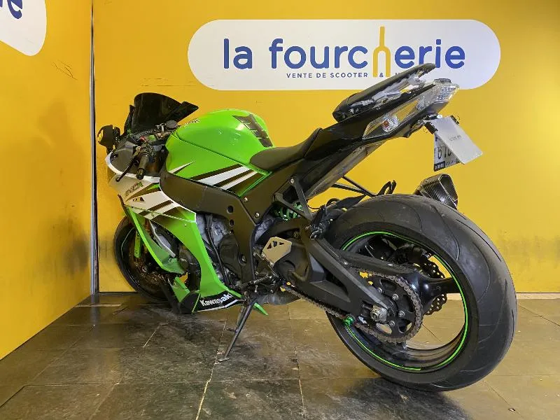 ZX10R