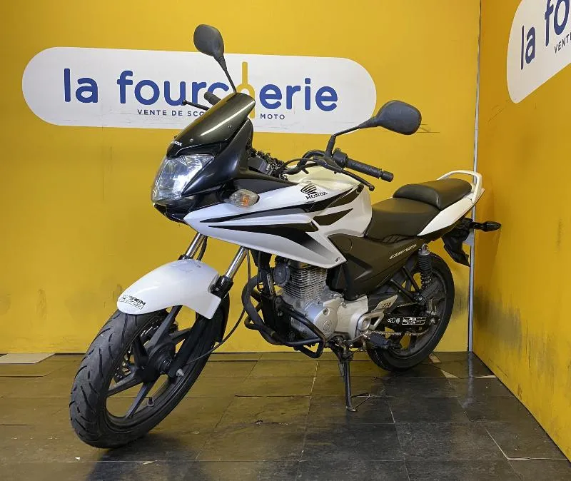 CBF 125 2010