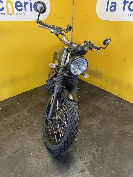 STREET SCRAMBLER  900