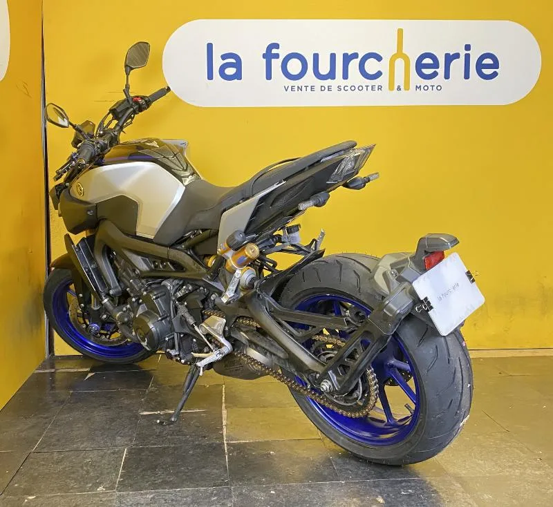 MT09 SP