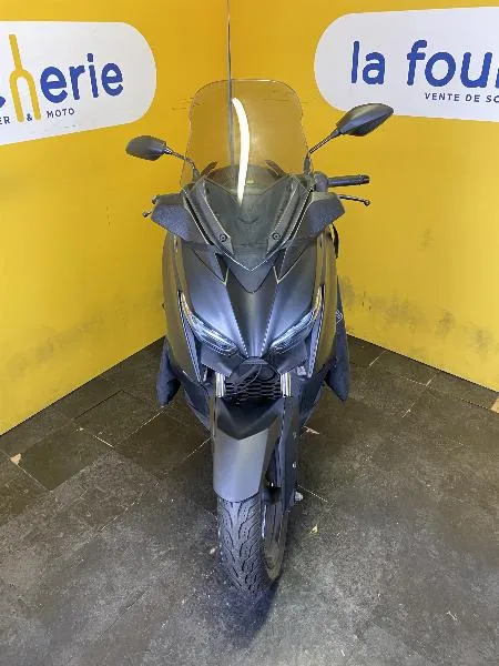 XMAX 125 IRON MAX