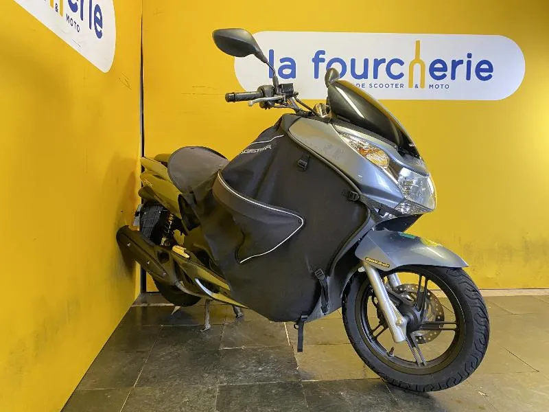 PCX 125