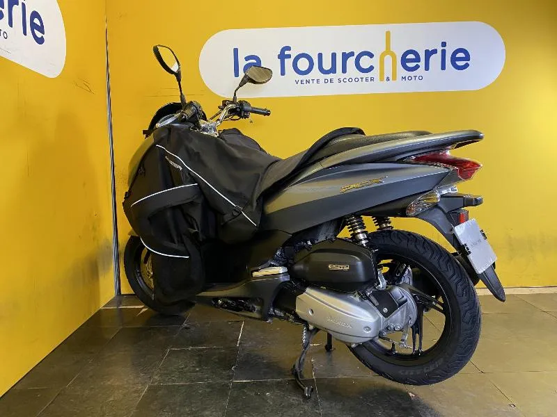 PCX 125