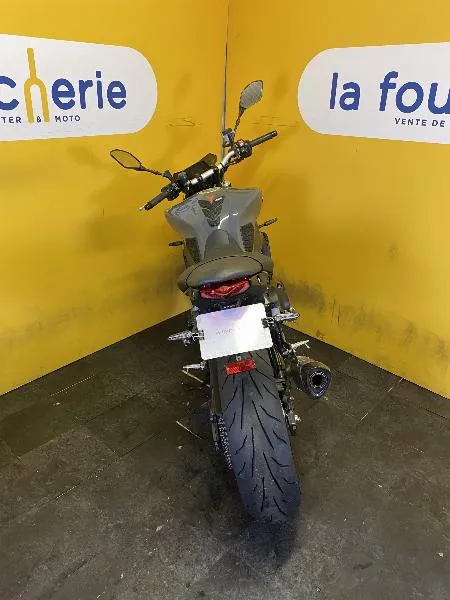 MT09