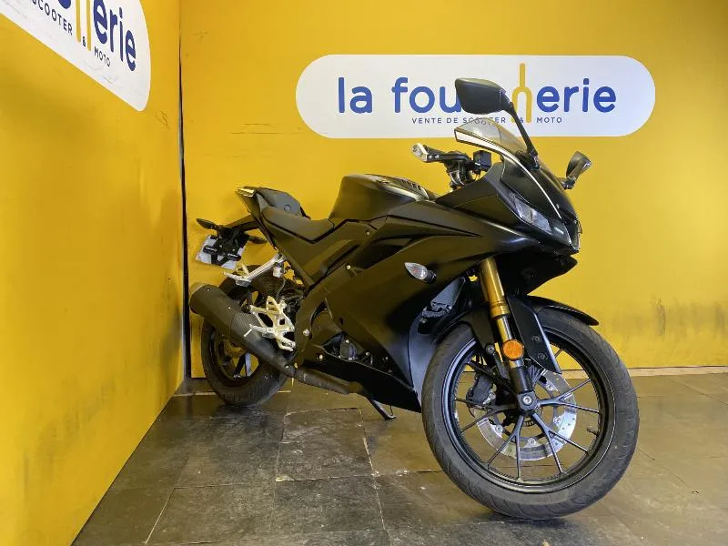 YZFR 125