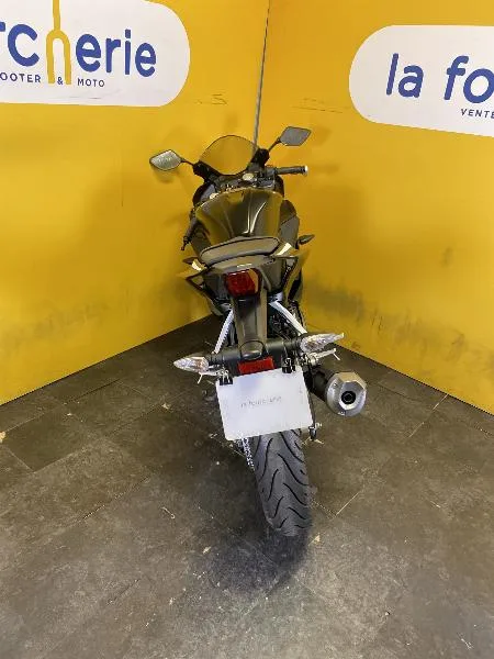 YZFR 125