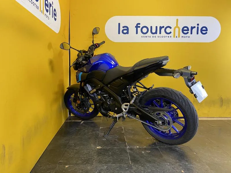 MT125 ABS