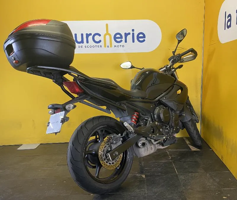 XJ6