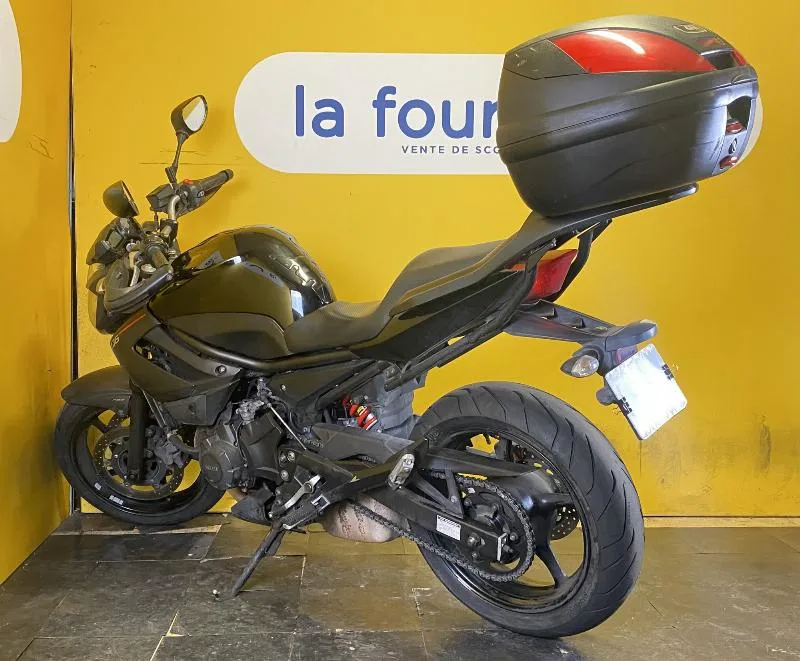 XJ6
