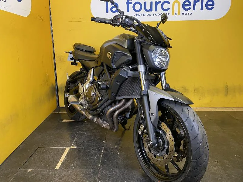 MT07