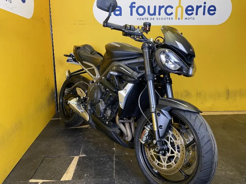 STREET TRIPLE 765 RS