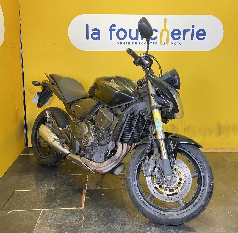 CB 600 F HORNET