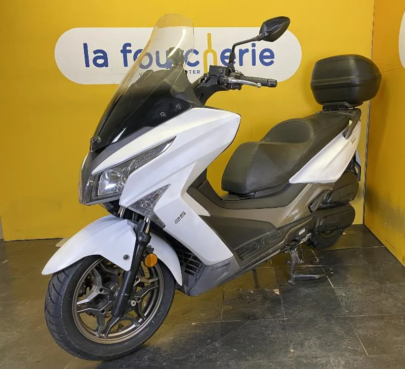 X.TOWN 125