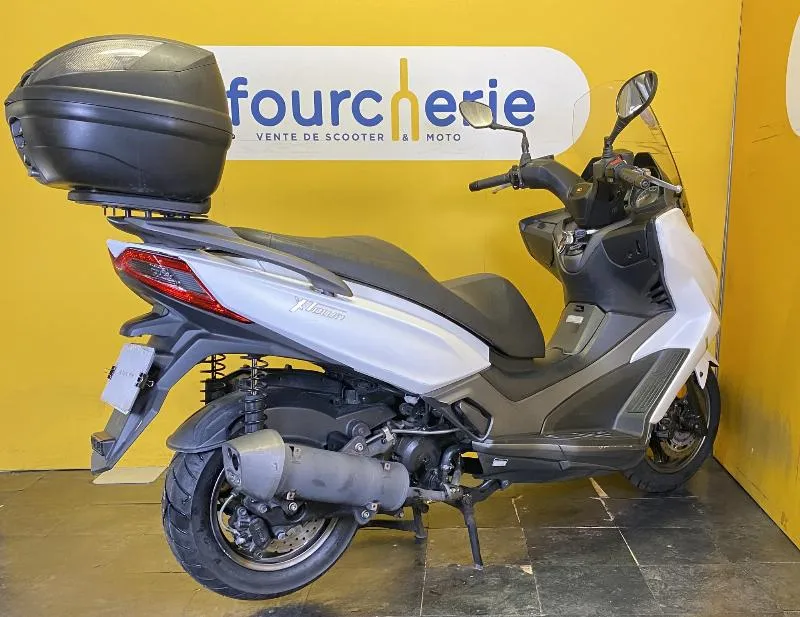 X.TOWN 125