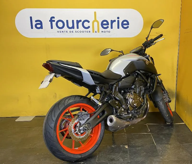 MT07 