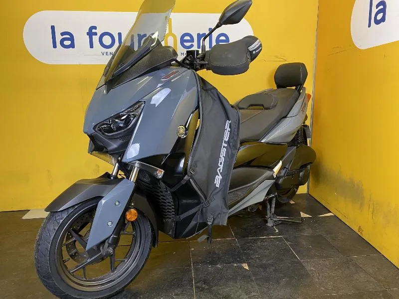XMAX 125 TECH MAX
