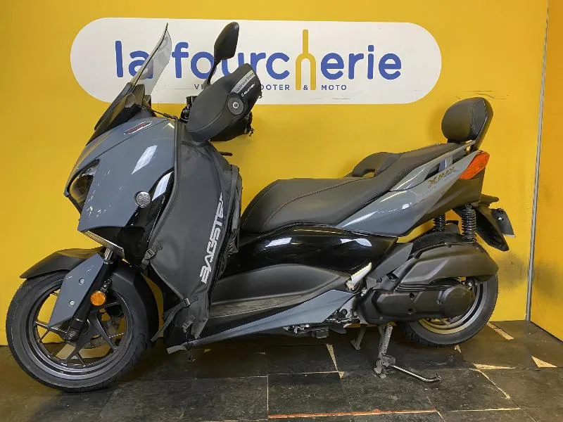 XMAX 125 TECH MAX