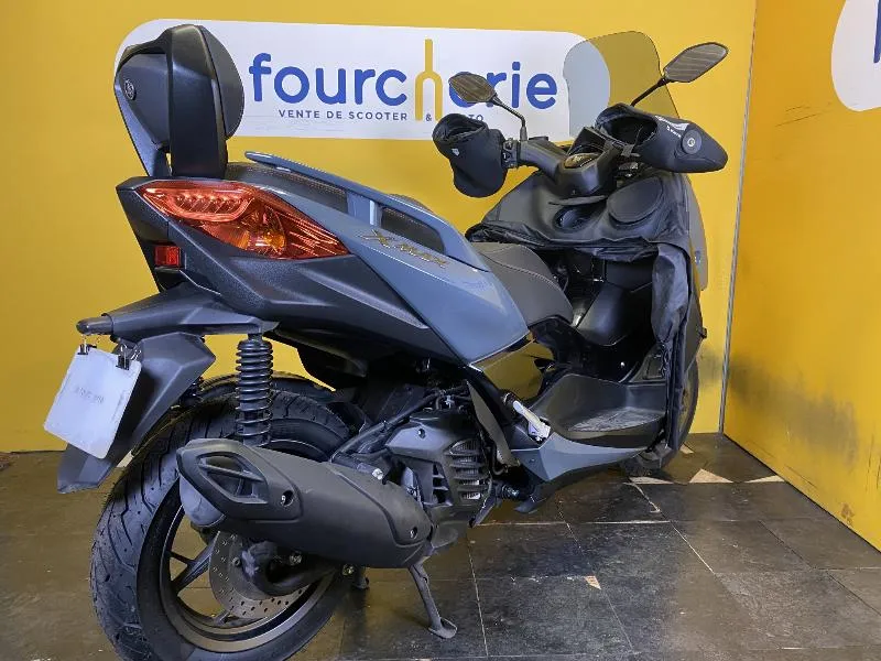 XMAX 125 TECH MAX