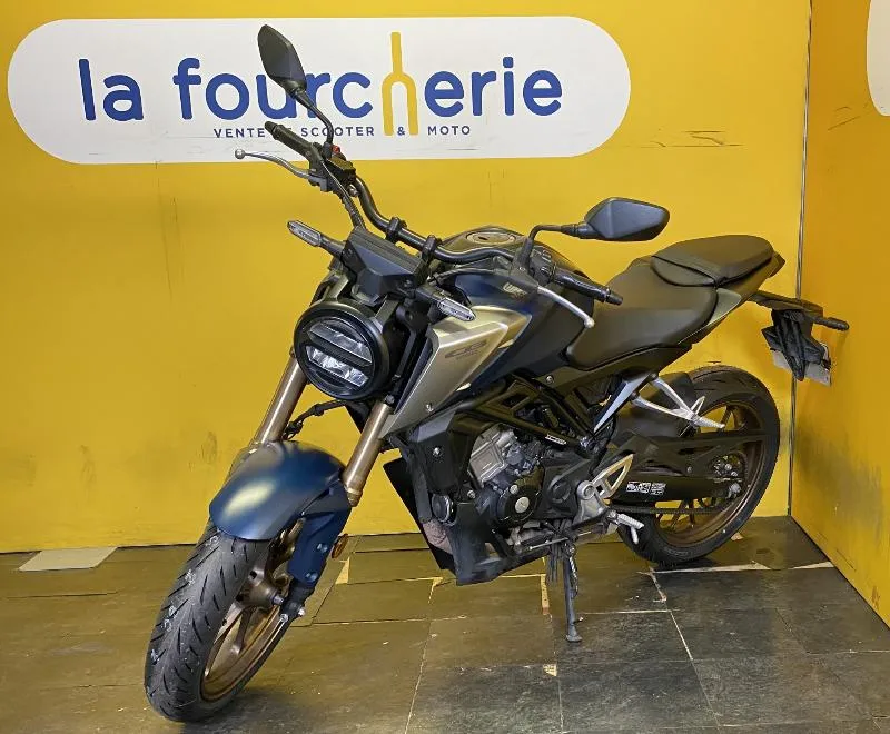 CB 125  R 2021