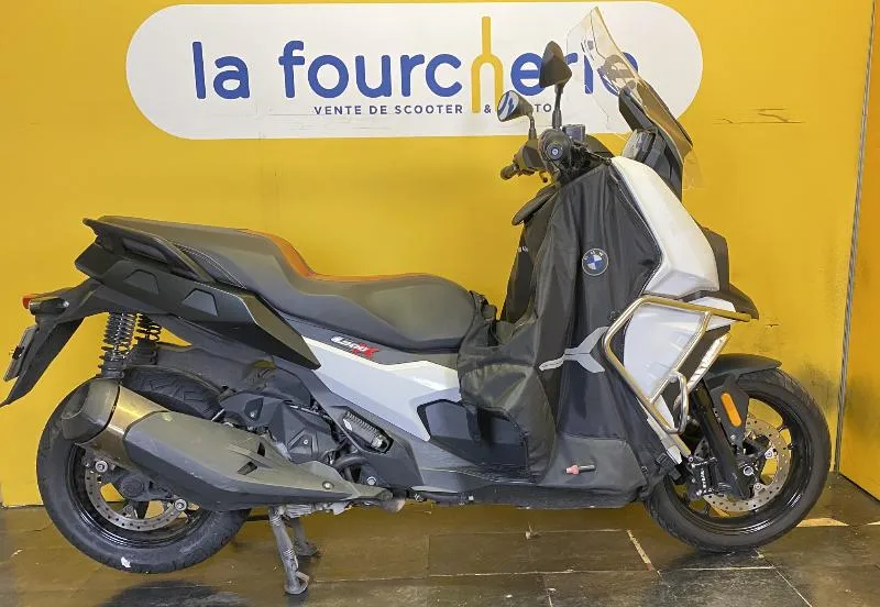 C 400 X